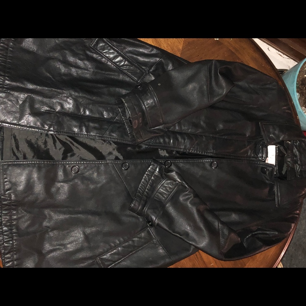 Fall Button-Up Leather Jacket - Picture 5 of 6